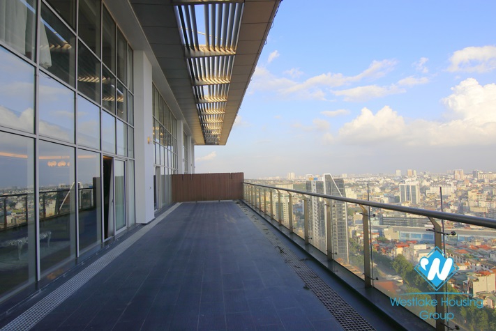 Luxury and modern design apartment for rent in Ba Dinh District